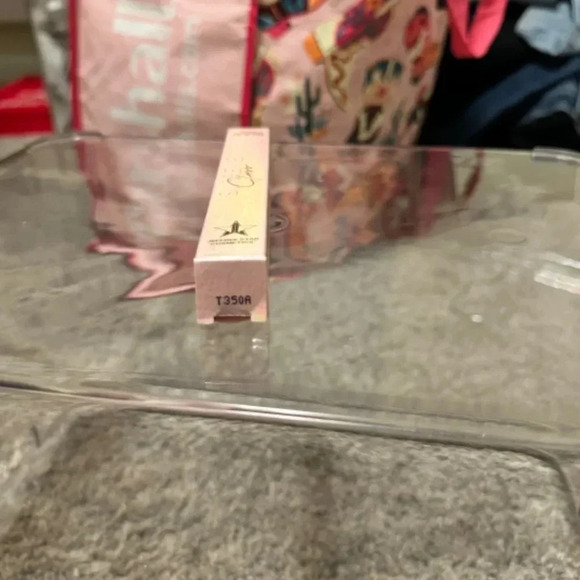 Glossed In Paradise Jeffree Star Supreme Gloss - NWT - Neon Turquoise - 1 AVA. - Picture 8 of 9